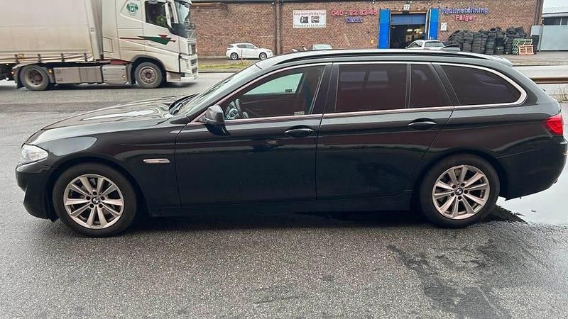 Begagnad BMW 520 M Sport 184 HK (135 kW) 2013 Silver Kombi