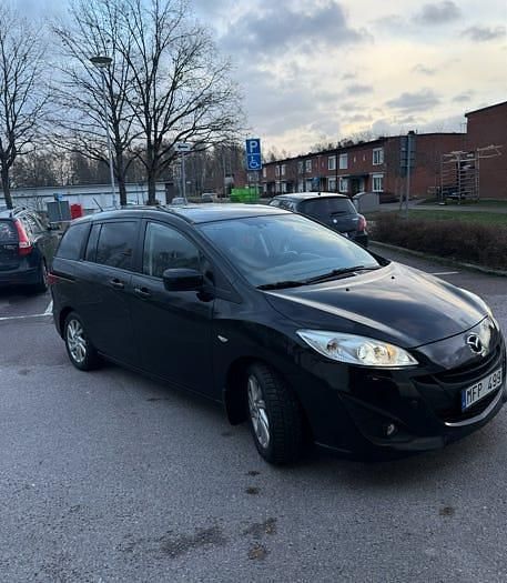 Begagnad Mazda 5 150 HK (110 kW) 2012 Svart Minibuss