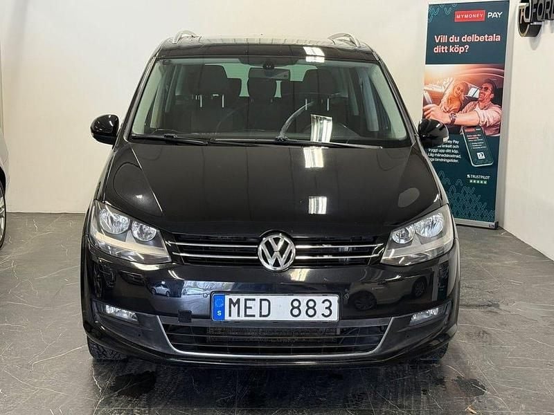 Begagnad VW Sharan 140 HK (102 kW) 2011 Svart Minibuss