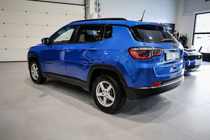 Begagnad Jeep Compass Night Eagle 150 HK (110 kW) 2020 Blå SUV