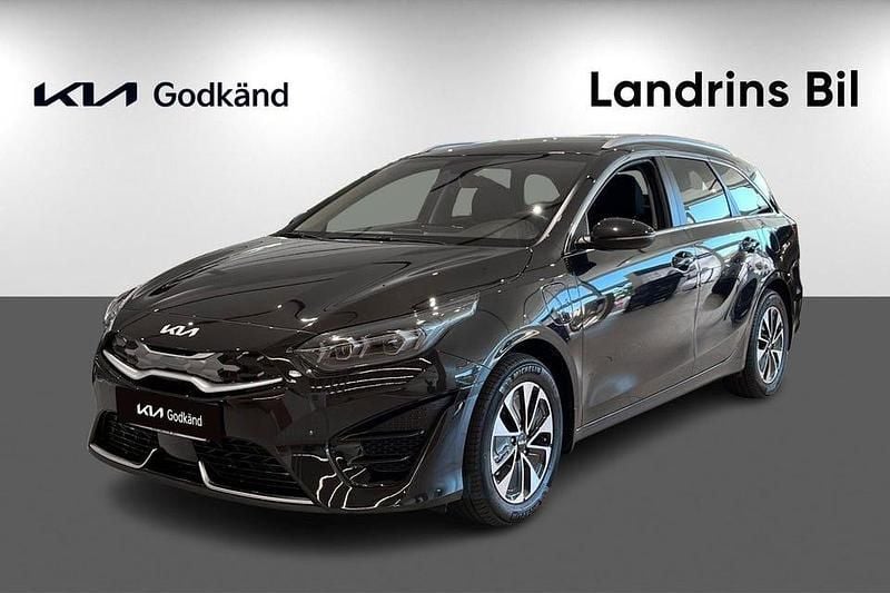 Aurora black pearl metallic Begagnad 2024 Kia Ceed Sportswagon Advance Kombi | 309 300 kr - Bild 1/4