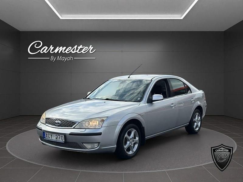 Begagnad Ford Mondeo Titanium 146 HK (107 kW) 2006 Silver Halvkombi