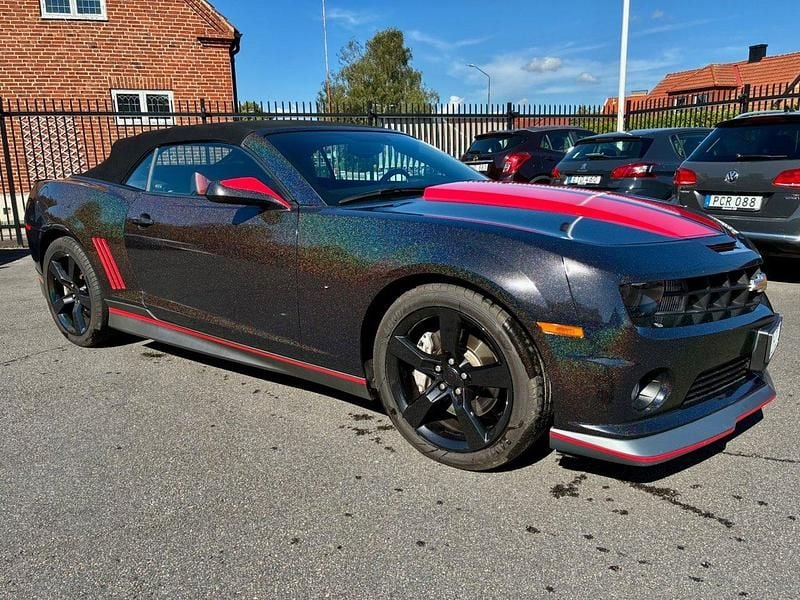 Svart Begagnad 2011 Chevrolet Camaro SS Cab | 299 900 kr (Marknadspris) - Bild 1/4