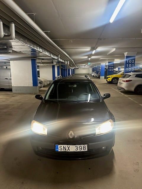 Begagnad Renault Mégane III 135 HK (99 kW) 2008