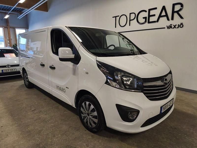 Begagnad Opel Vivaro 120 HK (88 kW) 2016 Vit Minibuss