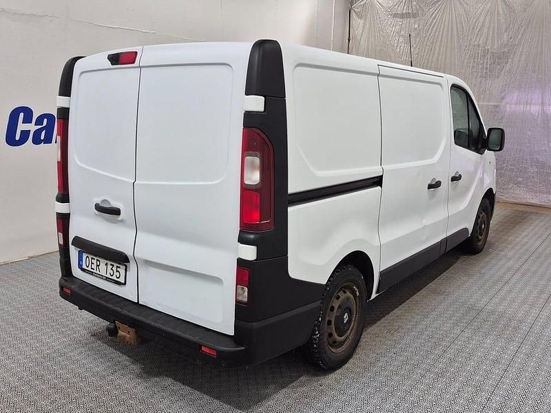 Begagnad Renault Trafic 121 HK (88 kW) 2018 Vit Minibuss