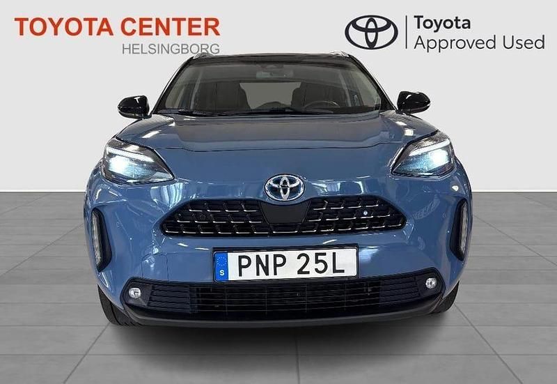 Begagnad Toyota Yaris Hybrid Edition 117 HK (86 kW) 2021 Blå