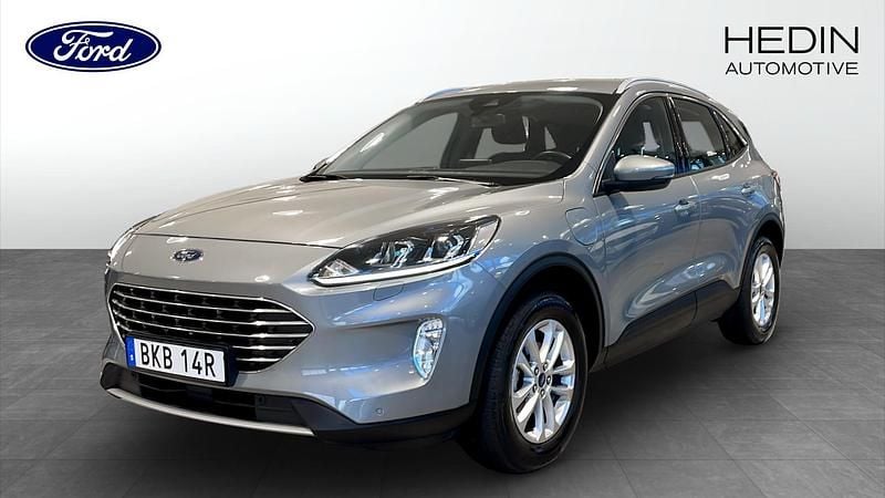 Grå (grey) Begagnad 2022 Ford Kuga Titanium SUV | 249 900 kr (Marknadspris) - Bild 1/4