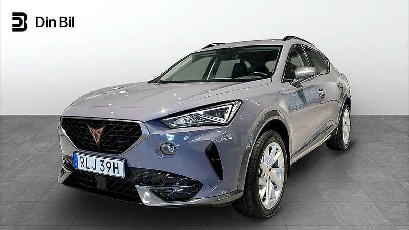 Ljusgrå Begagnad 2024 Cupra Formentor SUV | 284 900 kr (Marknadspris) - Bild 1/3
