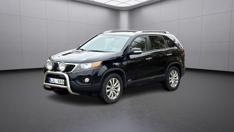 Svart Begagnad 2011 Kia Sorento SUV | 83 900 kr (Marknadspris) - Bild 1/4