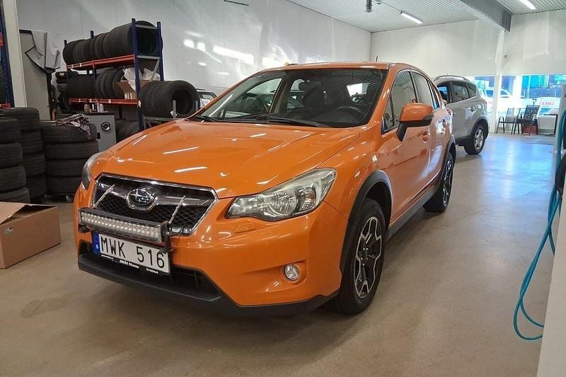 Orange Begagnad 2012 Subaru XV SUV | 99 500 kr (Marknadspris) - Bild 1/4