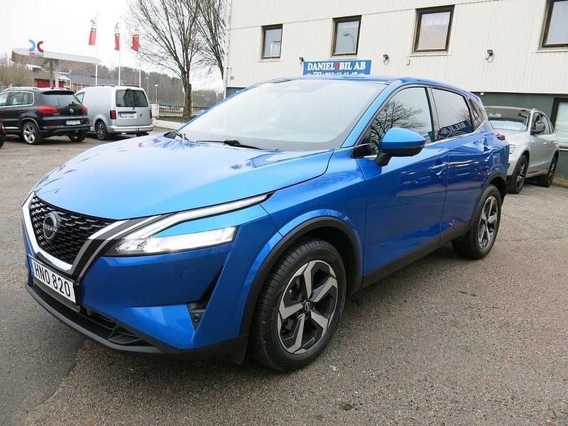 Blå Begagnad 2023 Nissan Qashqai SUV | 239 900 kr (Marknadspris) - Bild 1/4