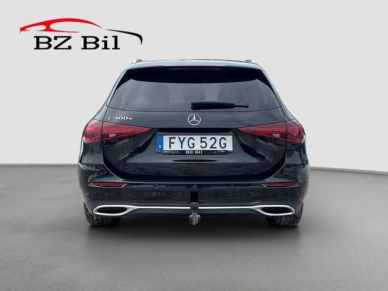 Begagnad Mercedes C300 Avantgarde 313 HK (230 kW) 2023 Svart