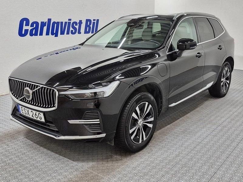 Svart Begagnad 2023 Volvo XC60 Core SUV | 449 000 kr (Bra pris) - Bild 1/4