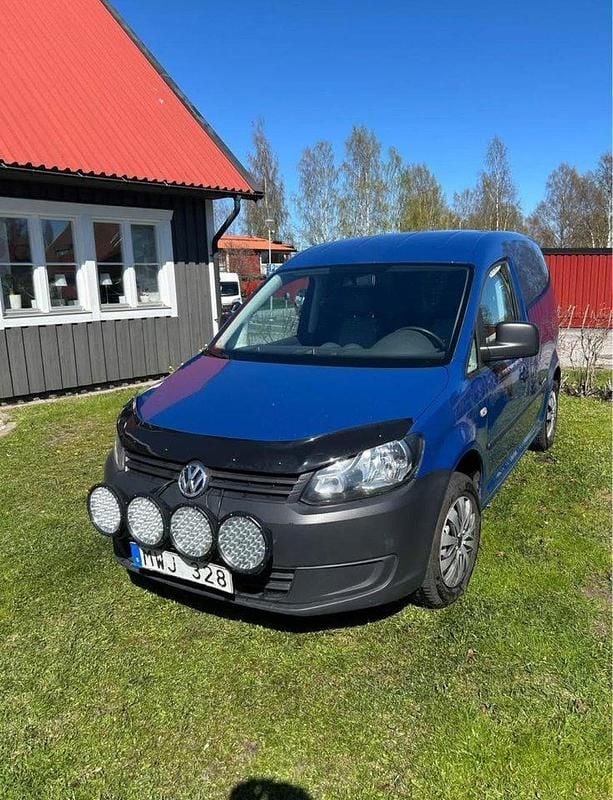 Blå Begagnad 2013 VW Caddy Minibuss | 63 000 kr (Marknadspris) - Bild 1/3
