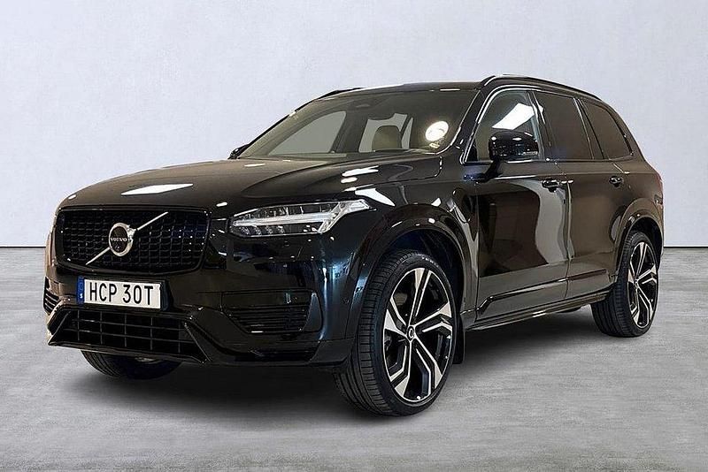 Svart Begagnad 2023 Volvo XC90 Ultimate SUV | 769 900 kr (Marknadspris) - Bild 1/4