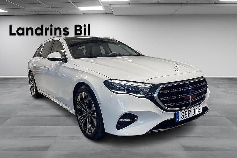 Begagnad Mercedes E220 Premium Plus 197 HK (144 kW) 2024 Vit Kombi