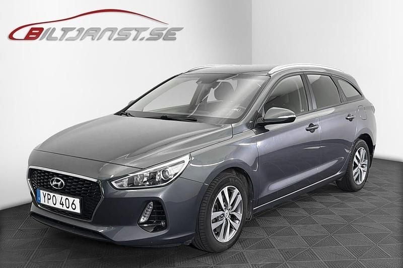 Grå Begagnad 2018 Hyundai i30 Kombi | 132 900 kr (Marknadspris) - Bild 1/4