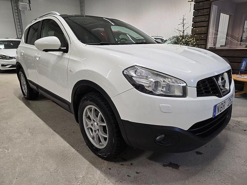Begagnad Nissan Qashqai 131 HK (96 kW) 2012 Vit SUV
