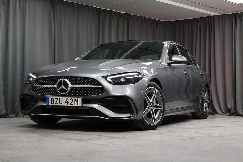 Begagnad 2022 Mercedes C300 AMG | 449 000 kr - Bild 1/4