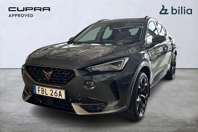 Grå Begagnad 2023 Cupra Formentor SUV | 269 900 kr (Marknadspris) - Bild 1/3