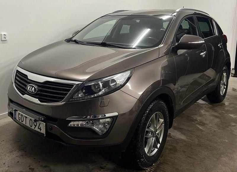 Brun Begagnad 2013 Kia Sportage EX SUV | 84 900 kr (Bra pris) - Bild 1/4