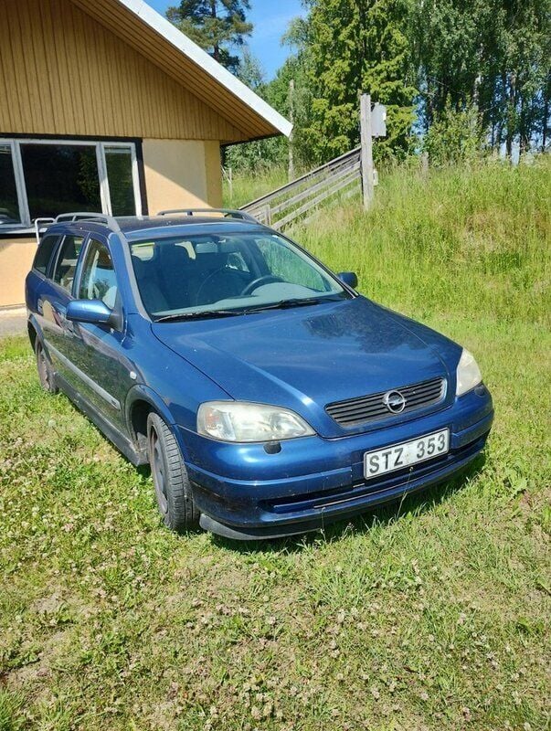 Blå Begagnad 2002 Opel Astra Kombi | 7 500 kr (Superpris) - Bild 1/4