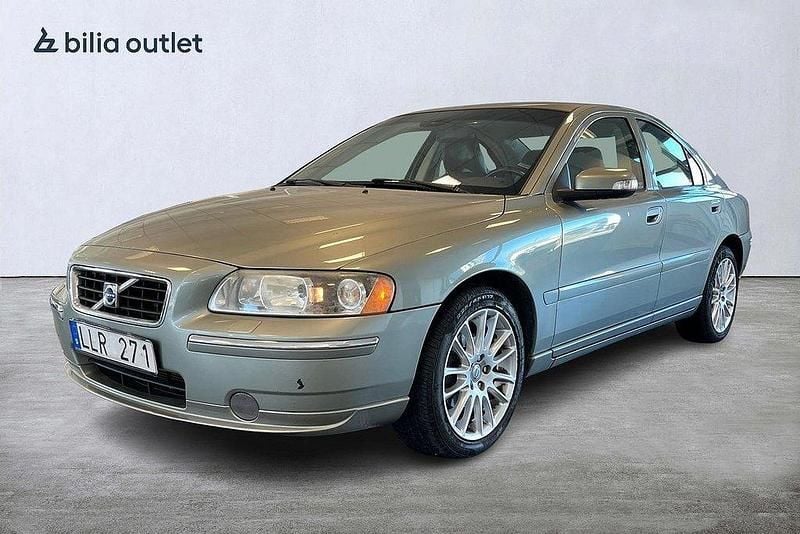Ljusgrön (lgrön) Begagnad 2006 Volvo S60 Sedan | 49 900 kr (Dyr) - Bild 1/3