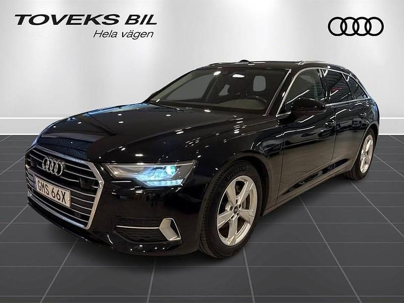 Brilliantsvart Begagnad 2023 Audi A6 Sport Kombi | 299 000 kr (Superpris) - Bild 1/4