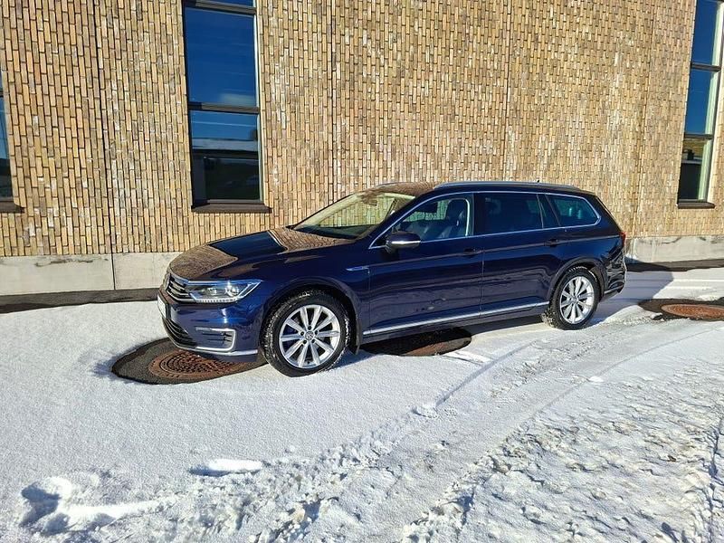 Begagnad VW Passat GTE 218 HK (160 kW) 2018 Kombi