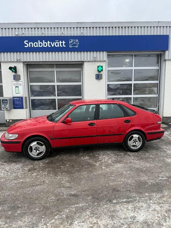 Begagnad 2001 Saab 9-3 | 12 500 kr (Bra pris) - Bild 1/4