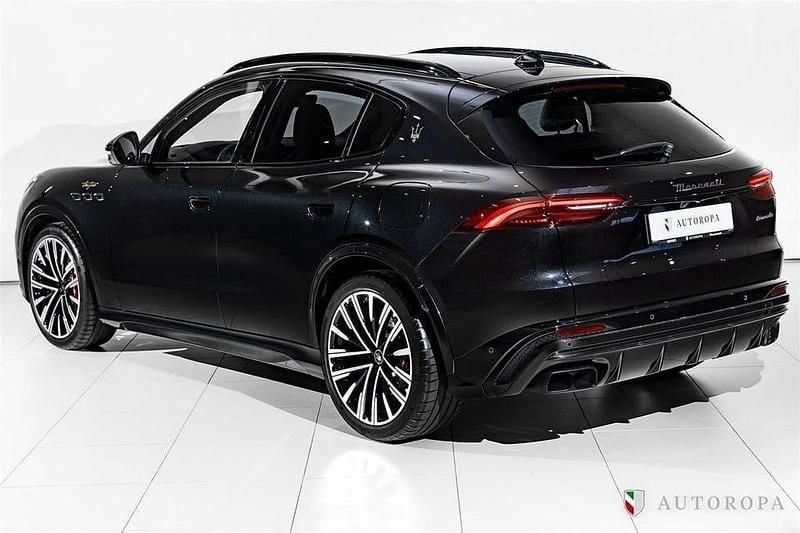 Begagnad Maserati Grecale 531 HK (390 kW) 2024 Svart SUV