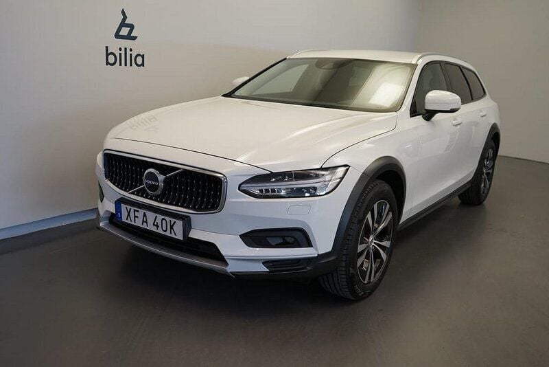 Vit Begagnad 2021 Volvo V90 CC SE Kombi | 339 500 kr (Marknadspris) - Bild 1/3