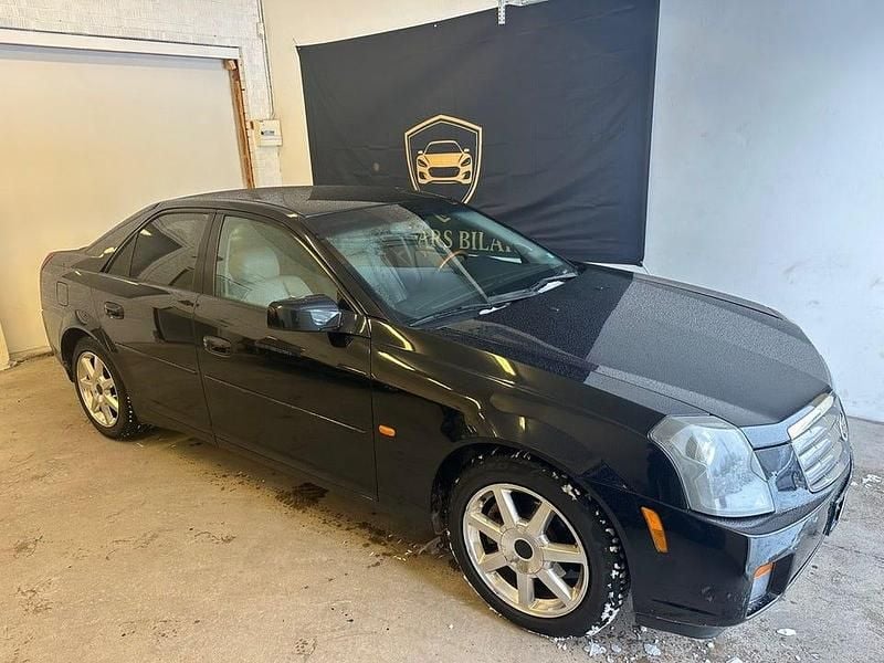 Begagnad Cadillac CTS 218 HK (160 kW) 2004 Svart Sedan