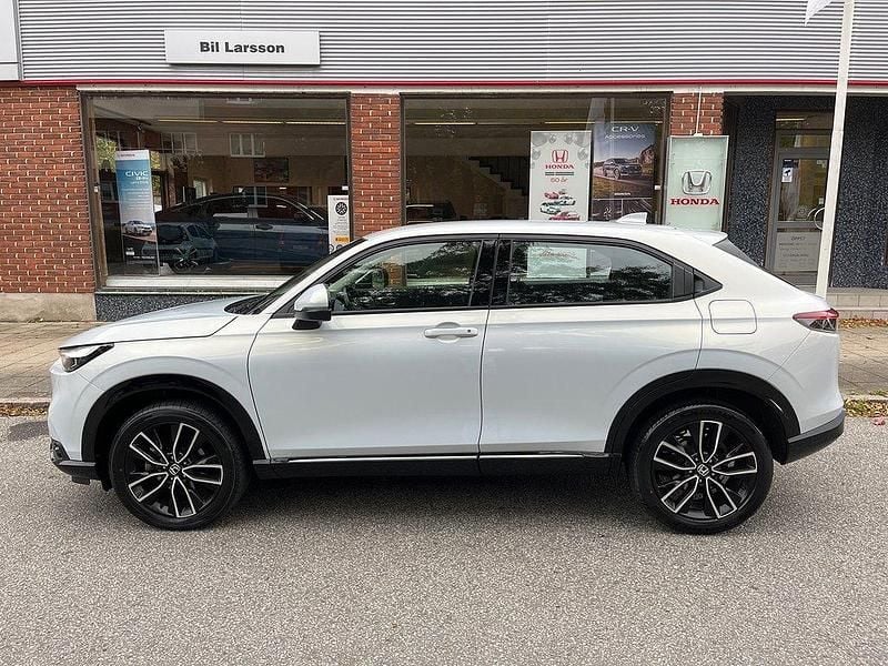 Vit Begagnad 2021 Honda HR-V Advance SUV | 279 000 kr (Marknadspris) - Bild 1/4