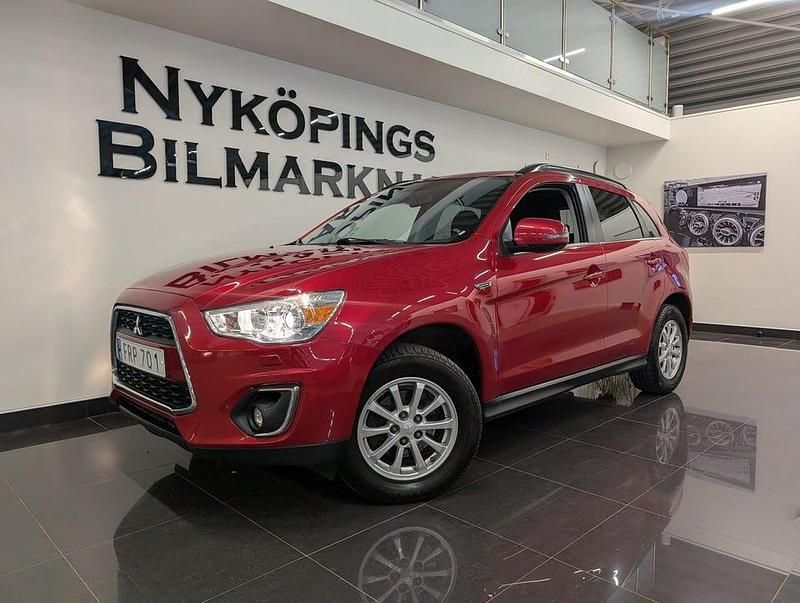 Begagnad Mitsubishi ASX 116 HK (85 kW) 2015 Mörkröd SUV