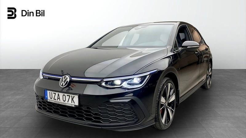 Svart Begagnad 2020 VW Golf VIII GTE Kombi | 319 900 kr - Bild 1/4