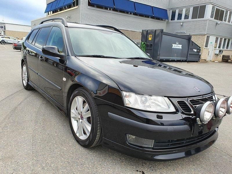 Svart Begagnad 2007 Saab 9-3 Aero Kombi | 65 000 kr (Lite dyr) - Bild 1/4