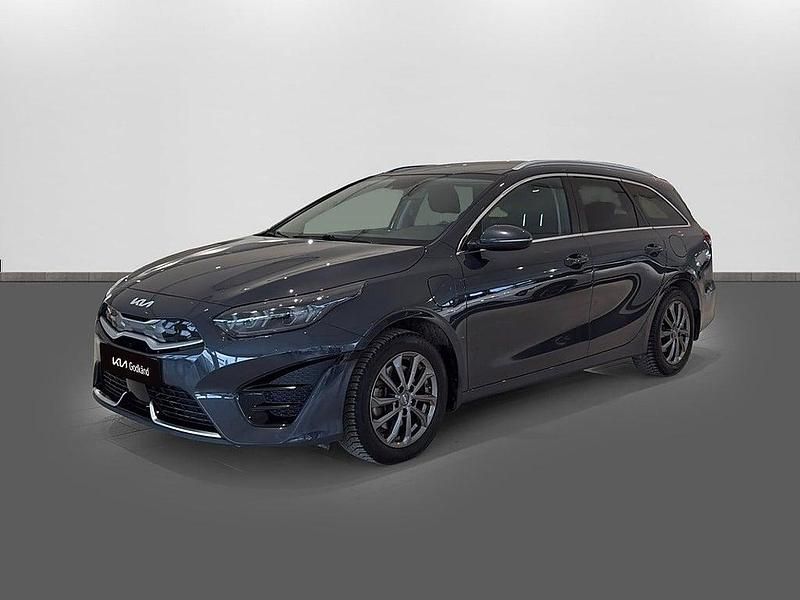 Begagnad Kia Ceed Sportswagon 105 HK (77 kW) 2023 Penta metal m Kombi