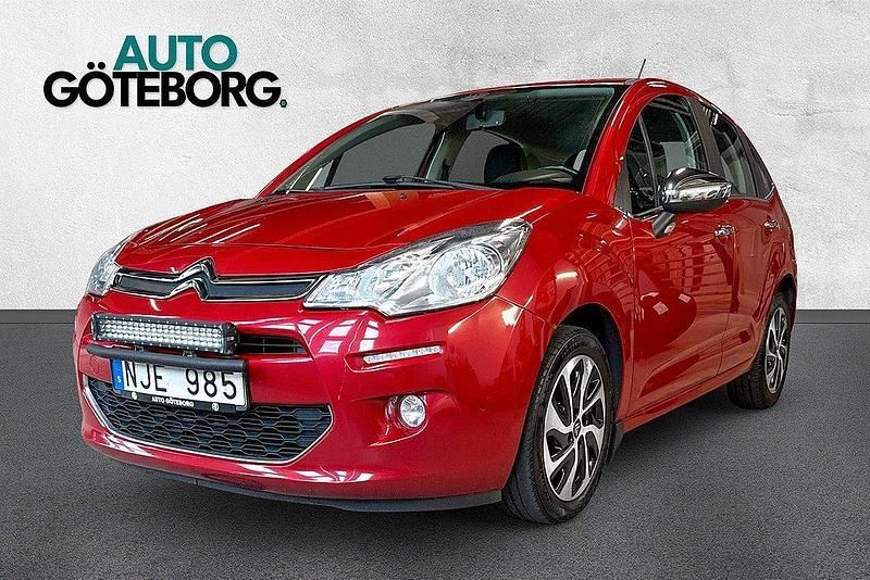 Röd (röd metallic) Begagnad 2013 Citroën C3 Halvkombi | 54 900 kr (Marknadspris) - Bild 1/4