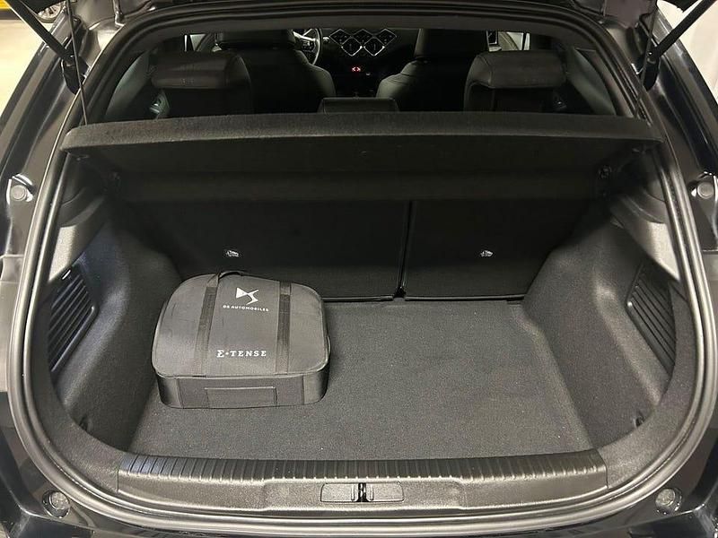 Begagnad DS Automobiles DS3 Crossback E-Tense Performance 100 kW (136 HK) 2021 Svart SUV