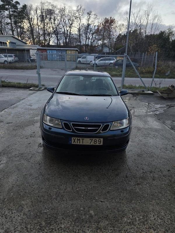 Blå Begagnad 2006 Saab 9-3 Linear Kombi | 14 500 kr (Marknadspris) - Bild 1/4