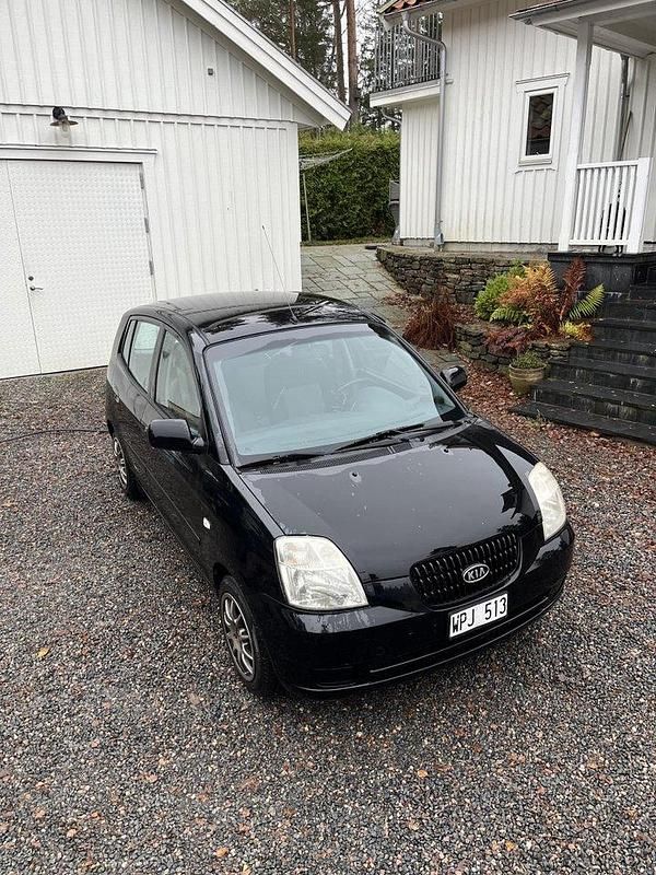 Svart Begagnad 2005 Kia Picanto EX Halvkombi | 16 000 kr (Bra pris) - Bild 1/4
