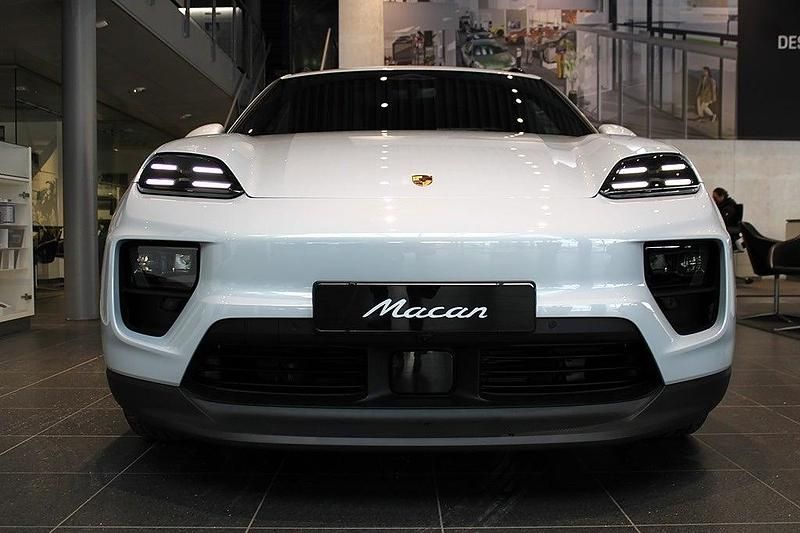 Ny Porsche Macan 330 kW (449 HK) 2025 Ljusgrå SUV
