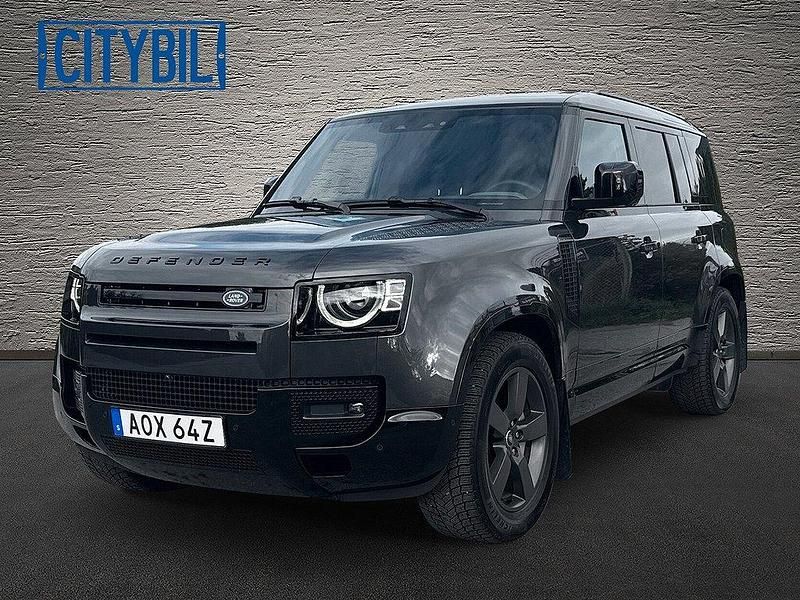 Grå Begagnad 2024 Land Rover Defender HSE Dynamic SUV | 1 049 900 kr (Superpris) - Bild 1/4