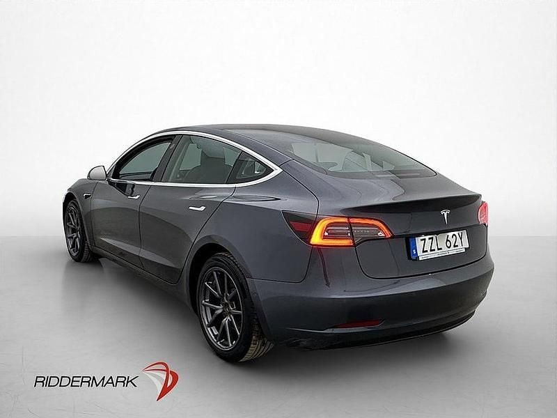 Begagnad Tesla Model 3 Standard Range Plus 239 kW (325 HK) 2019 Grå Sedan