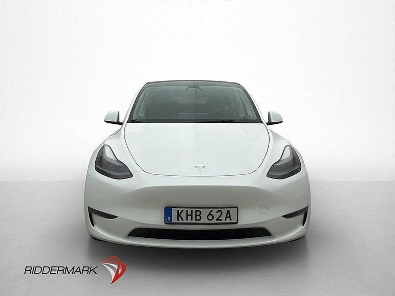 Begagnad Tesla Model Y Long Range AWD 378 kW (514 HK) 2022 Vit SUV