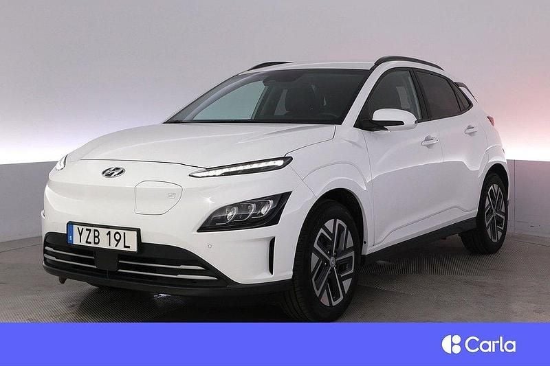 Vit Begagnad 2022 Hyundai Kona Essential SUV | 191 900 kr (Marknadspris) - Bild 1/3
