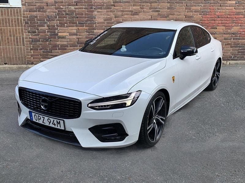 Vit Begagnad 2020 Volvo S90 R-Design Sedan | 375 000 kr (Marknadspris) - Bild 1/4