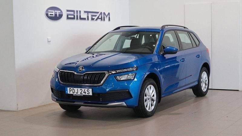 Blå Begagnad 2023 Skoda Kamiq Ambition SUV | 259 900 kr (Lite dyr) - Bild 1/4
